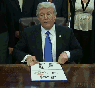 [Imagem: 26gsu63YeQe8JLbFe.gif]