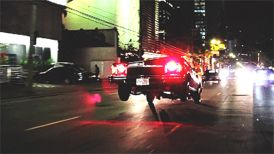 26tOXWKMzfBvgXEGI.gif