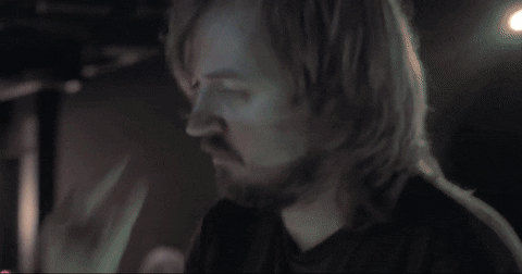 34Ms5o6UKFiDK.gif