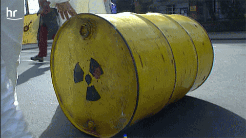 3oz8xqV76wkiJVvP7a.gif