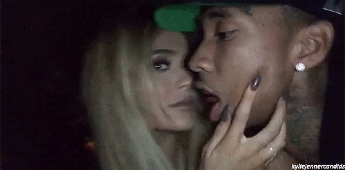 Kylie Jenner GIF - Find & Share on GIPHY