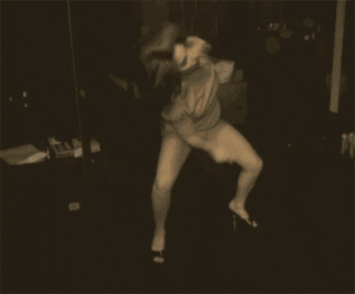 BHCOwOWHhVZ6M.gif