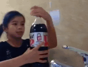 http://i.giphy.com/MnTO48yQZNPsA.gif