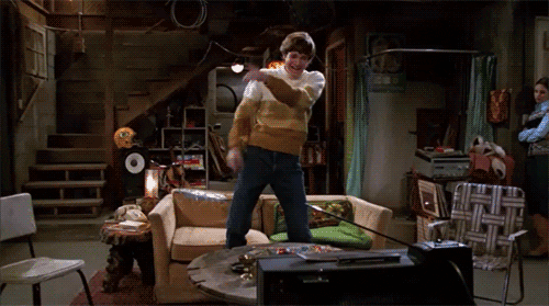NH5JuBqVrxYqY.gif