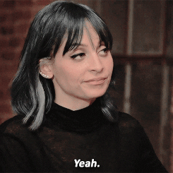 Og8iOEXHZdbBm.gif