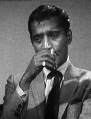 RFKpipU9Xr27e.gif