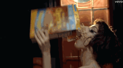 WKjaMKSa0oz84.gif