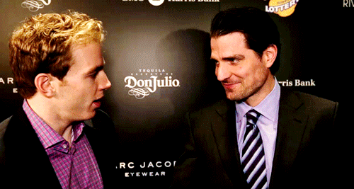YBFkB8Lz3T94c.gif