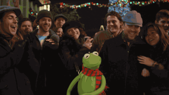 [Image: cgqhHq5kWRoNa.gif]