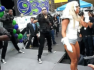 d31wYwwzJW89BotO.gif