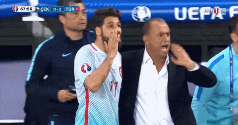 l0CRCMuHSzQndSigo.gif