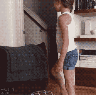 l2JHXoGk7WaxCWuHK.gif