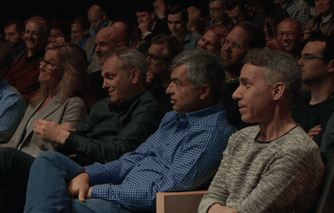 l2R04Atx1RSqiYwmI.gif