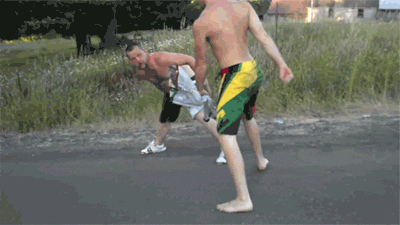 mzP5ZWJNMCXK.gif
