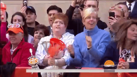 oIrZ9CU4cVWne.gif