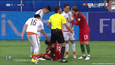 qqV77hTzkO5CE.gif