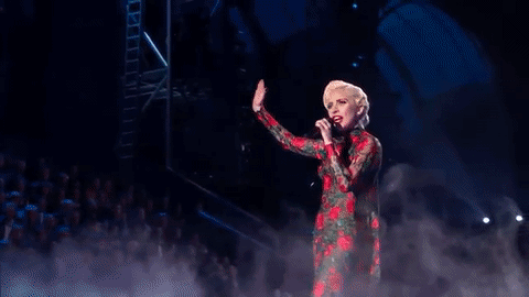 rWb0TXfOf9Q2c.gif