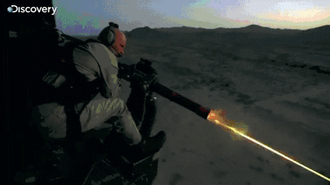uGp2E0q3xHcNq.gif