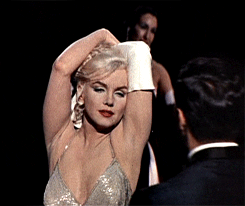 zTT6X6qtLhYIw.gif