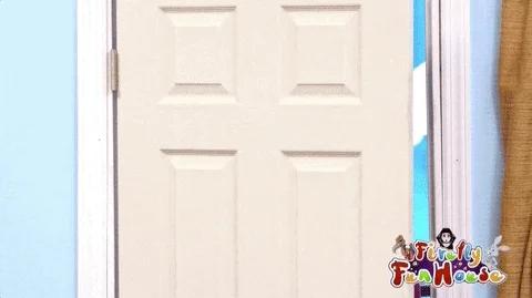 https://i.giphy.com/media/htdGw6GDFnbBQjX6Bq/giphy.webp