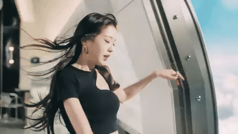 giphy.gif