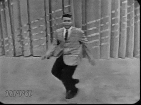 giphy.gif