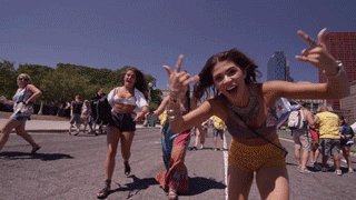giphy.gif